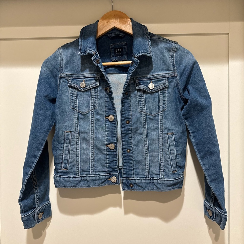 Kids GAP Classic Blue Denim Jacket - Size Large